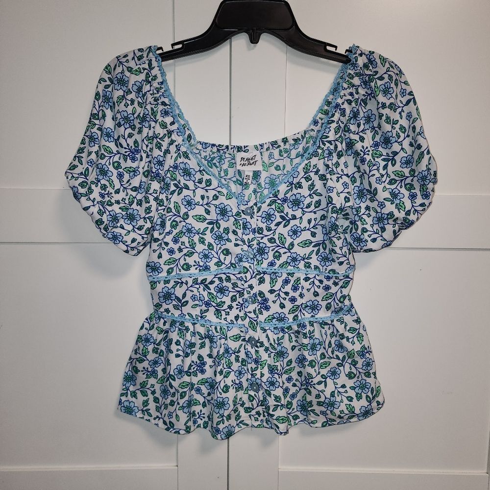 Blouse: Planet Heart blue floral (Size x-small)